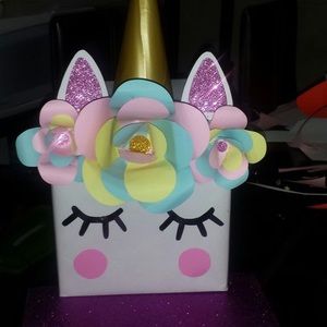 Meet your Posher, Maria